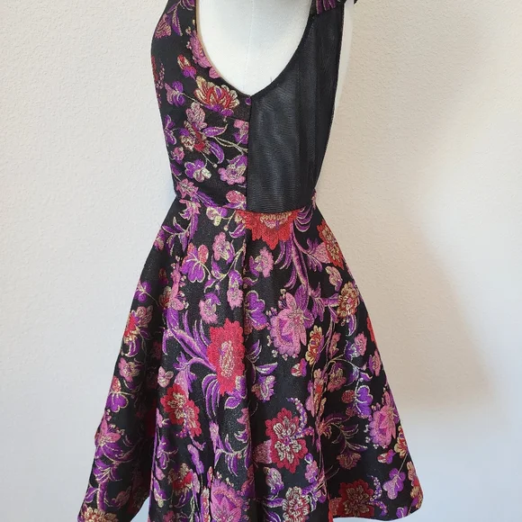 Alice & Olivia party dress - Picture 3 of 6